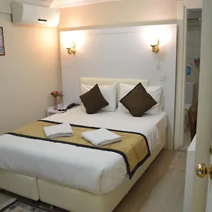grand-fatih-hotel.istanbul-turkeyhotels.com/